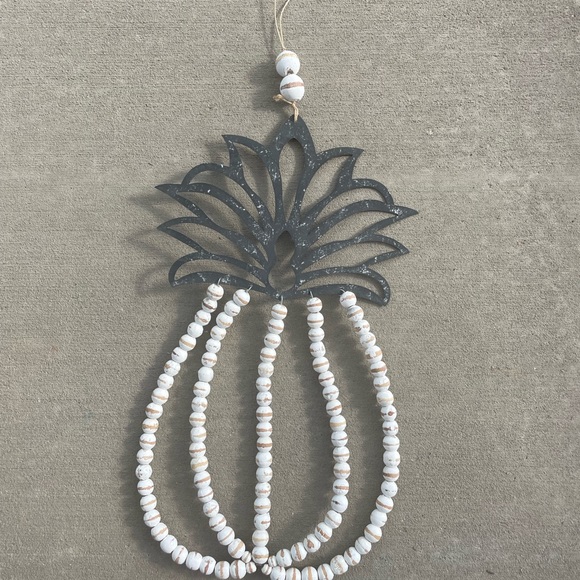 Pineapple Door Hanger - Picture 1 of 1